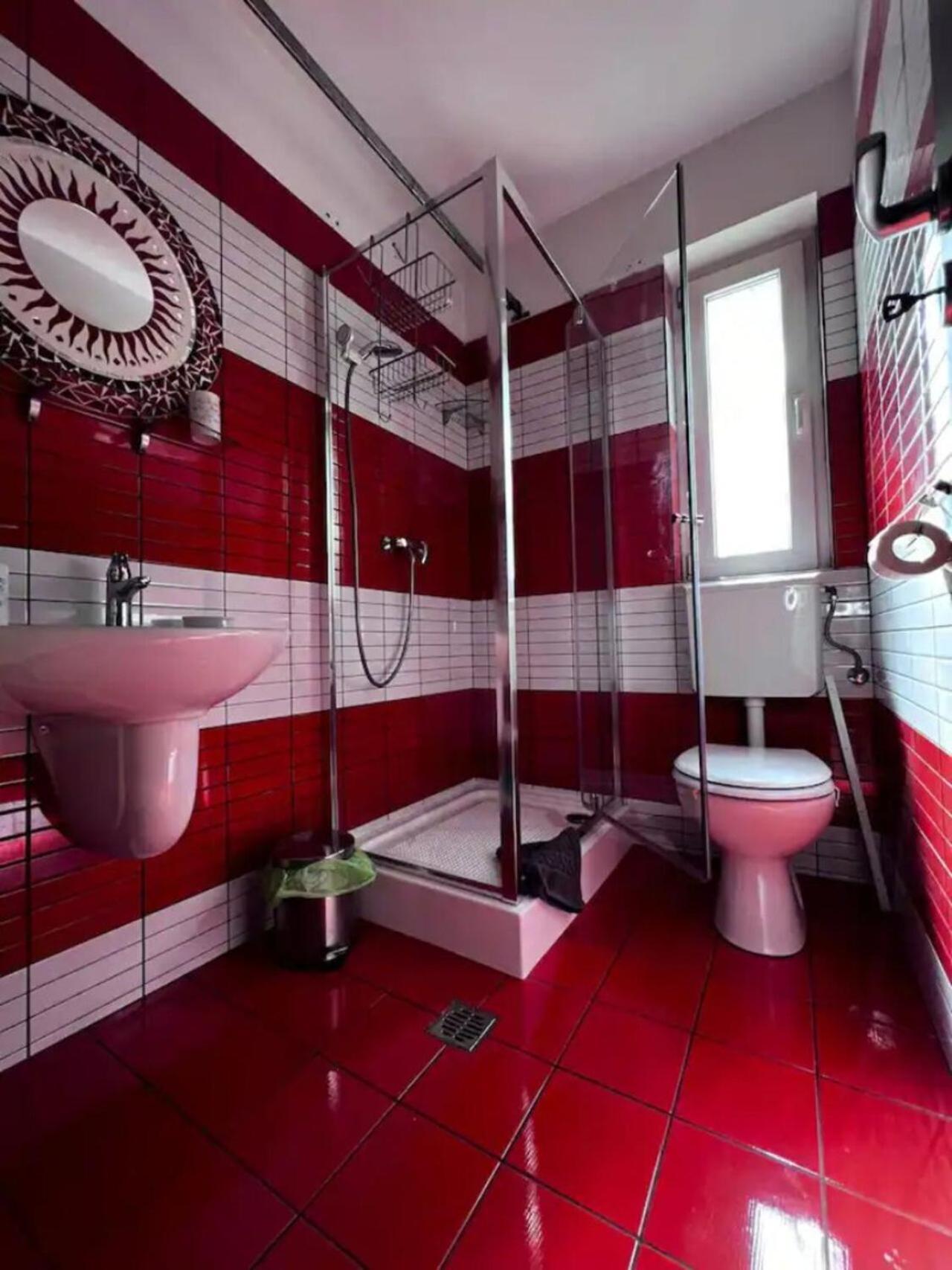 Vila Luminoasa Cu Curte Privata Bukarest Exterior foto