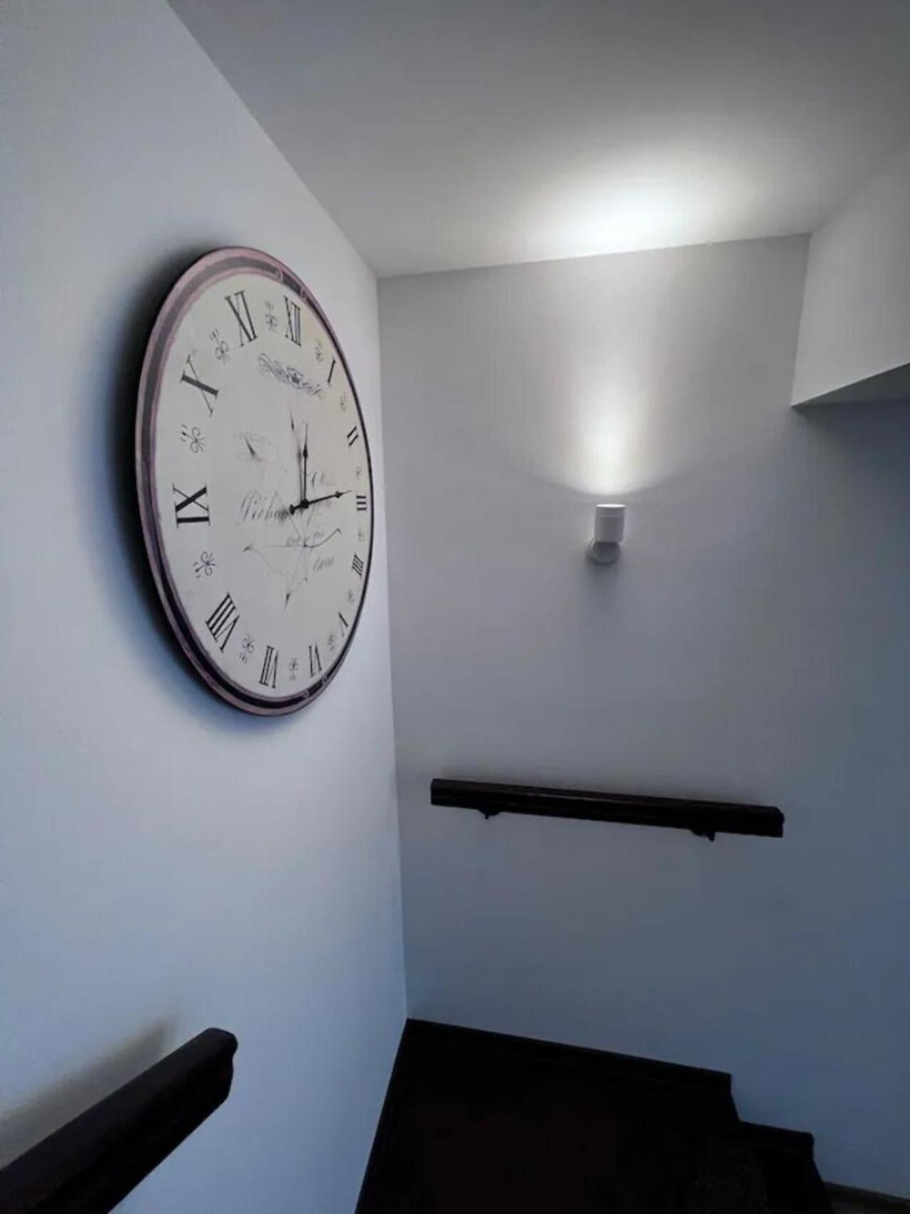 Vila Luminoasa Cu Curte Privata Bukarest Exterior foto