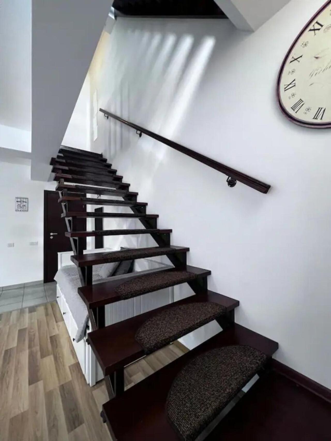Vila Luminoasa Cu Curte Privata Bukarest Exterior foto
